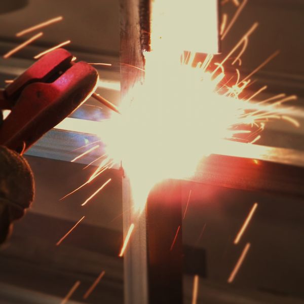 有限会社橋本組は機械の設置はもちろん解体にも対応しております