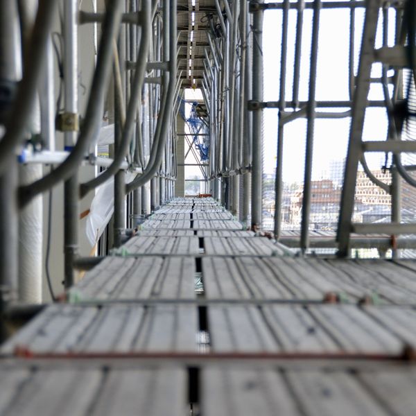 有限会社橋本組では機械の据え付けに加え解体や撤去のご依頼も承っています